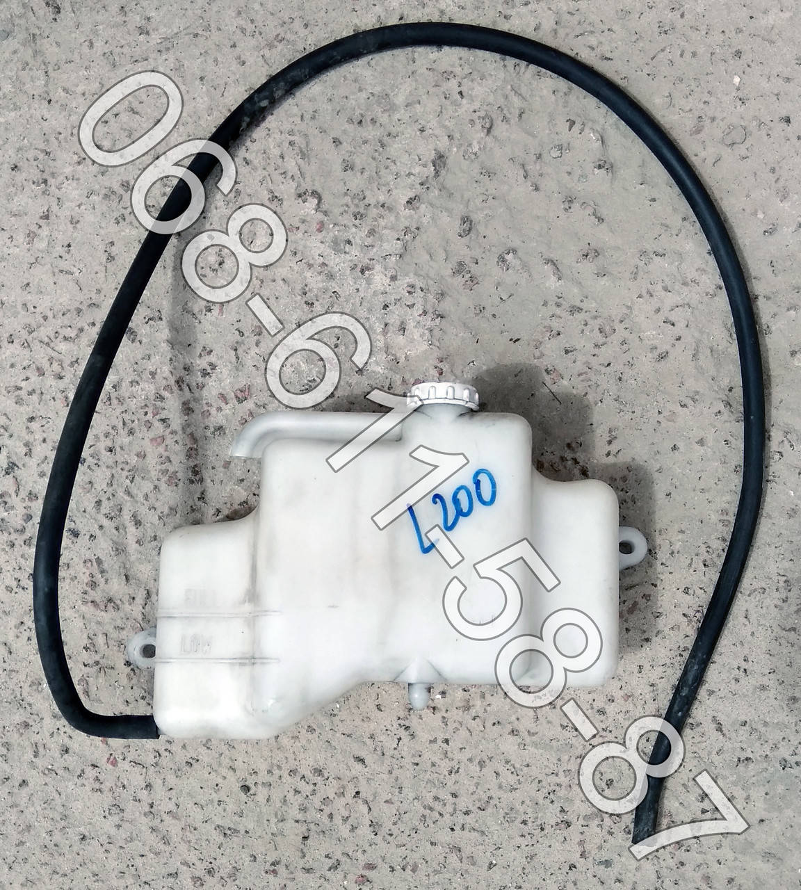 

Расширительный бачок Mitsubishi L200 (2005-2009)