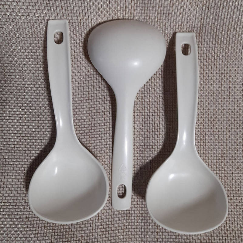 

Половник пластиковый кухонный из пищевого полипропилена для скороварки и мультиварки 19 см