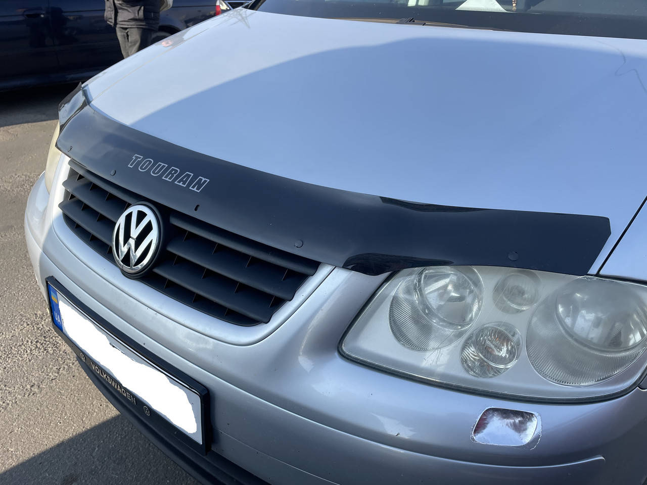 

Дефлектор капота, мухобойка VW Touran с 2003-2007 г./.Caddy с 2004 --- VIP