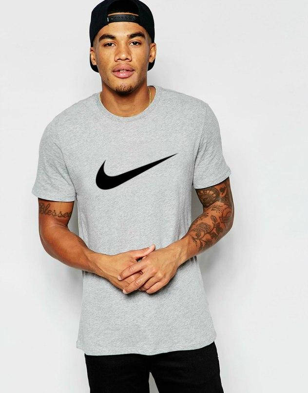 

Мужская хлопковая футболка Найк (Nike) с брендовым логотипом, серая
