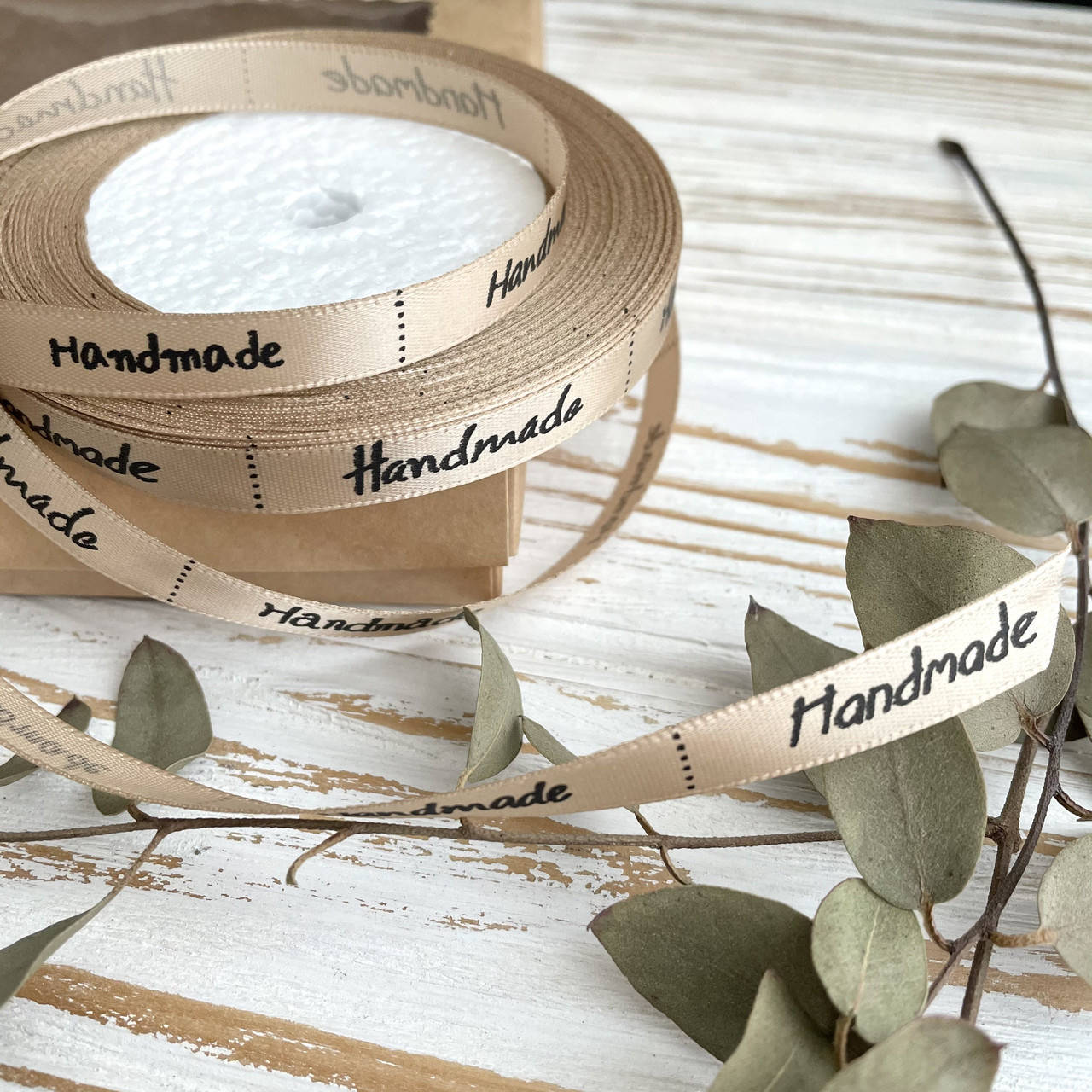 

Лента атласная 1 см «Hand Made», шампань