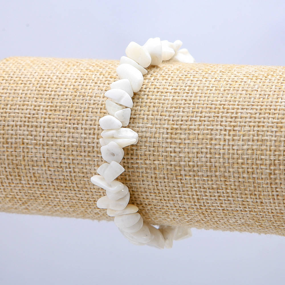 

Браслет на резинке из натурального камня Перламутр, крошка-6мм+-, обхват-18см