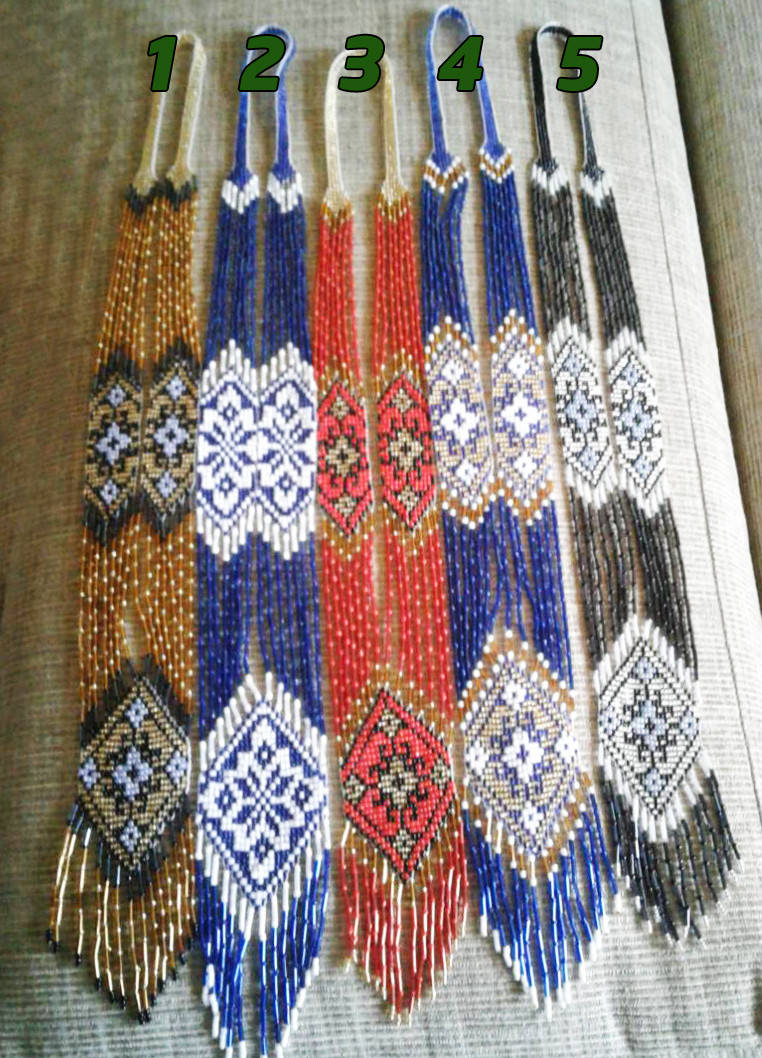 

Гердан під вишиванку ручної роботи в асортименті