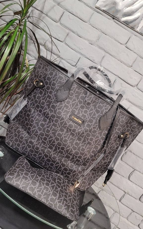 

Женская сумка Calvin Klein серая, Серый