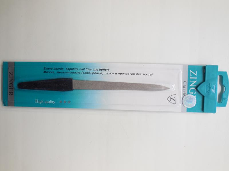 

Пилочка для маникюра Zinger черная