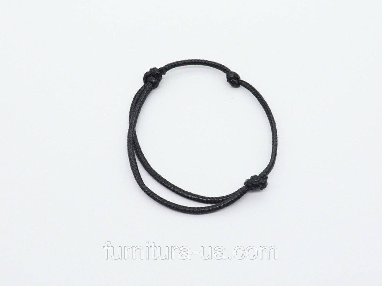 

Браслет на затяжке. Цвет черный., Красный