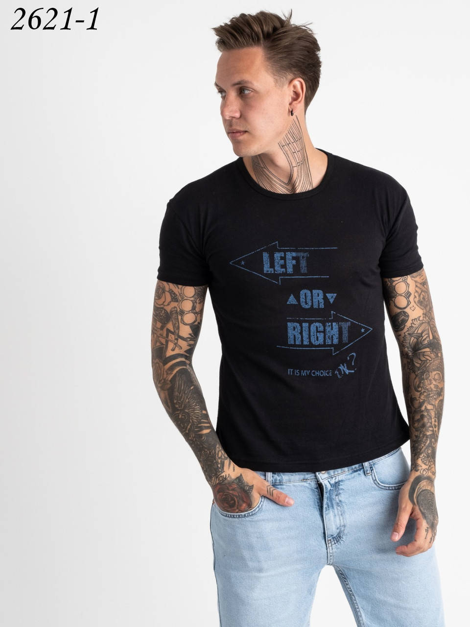 

Мужская футболка. Размеры : M,L,XL маломерят на 1 размер