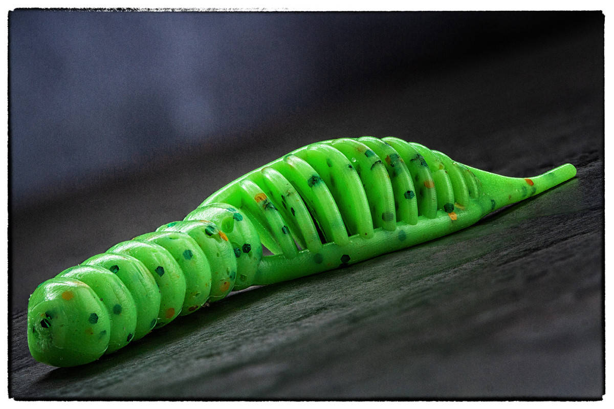 

Силиконовая приманка Fanatik Gipnoz 2.2" цвет 020