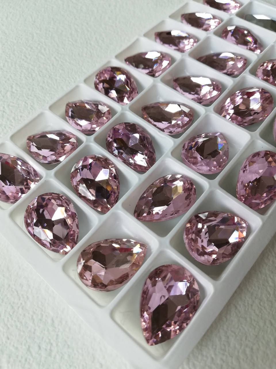 

Кристали Крапля 13 х 18 мм. Рожевий (116)