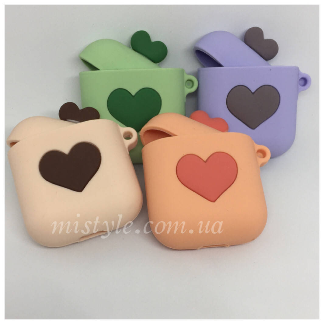 

Чехол для airpods 1 2 с сердцем ❤️