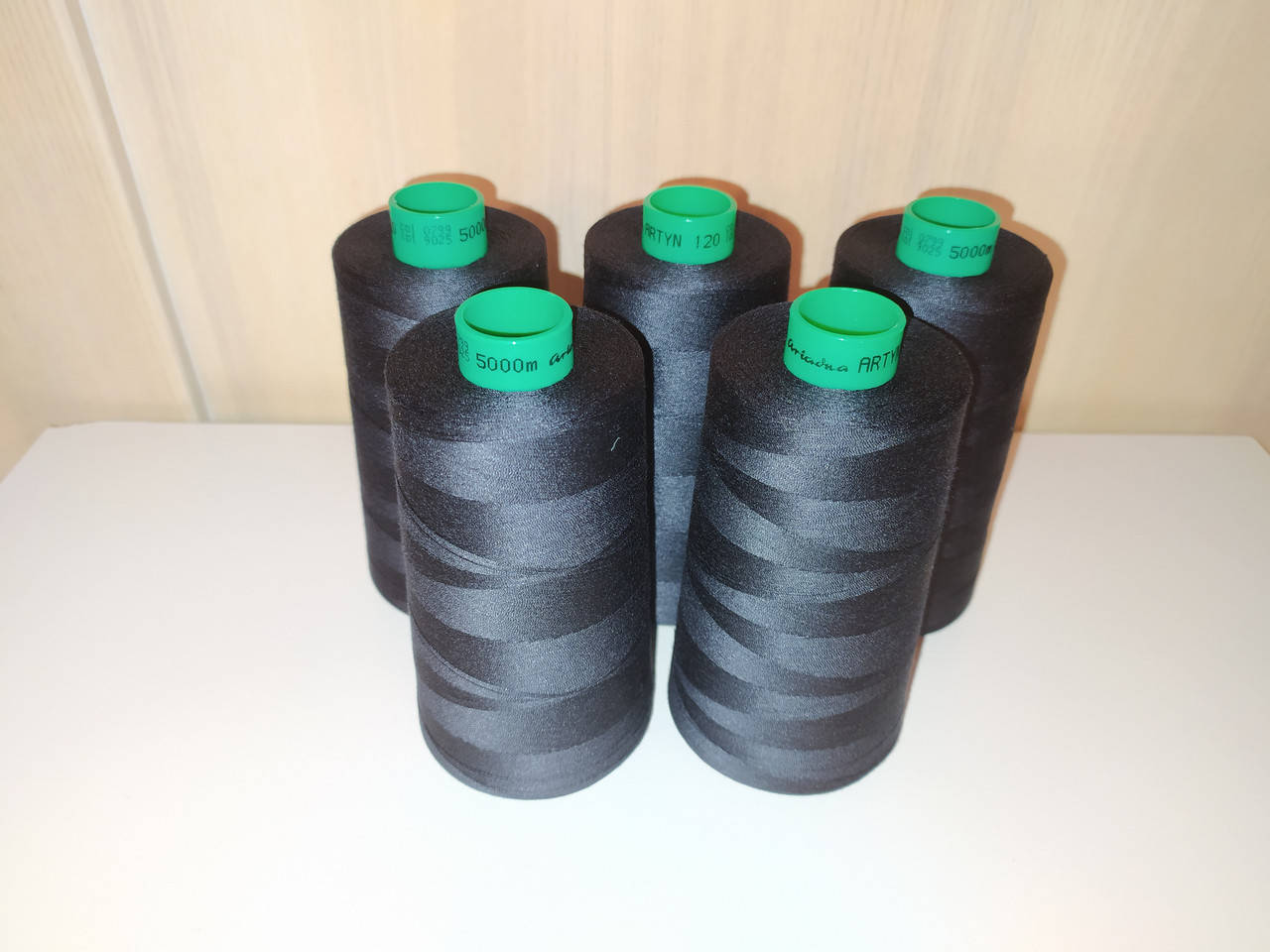 

Поліестрова армована нитка Artyn 120 Чорний 5000м