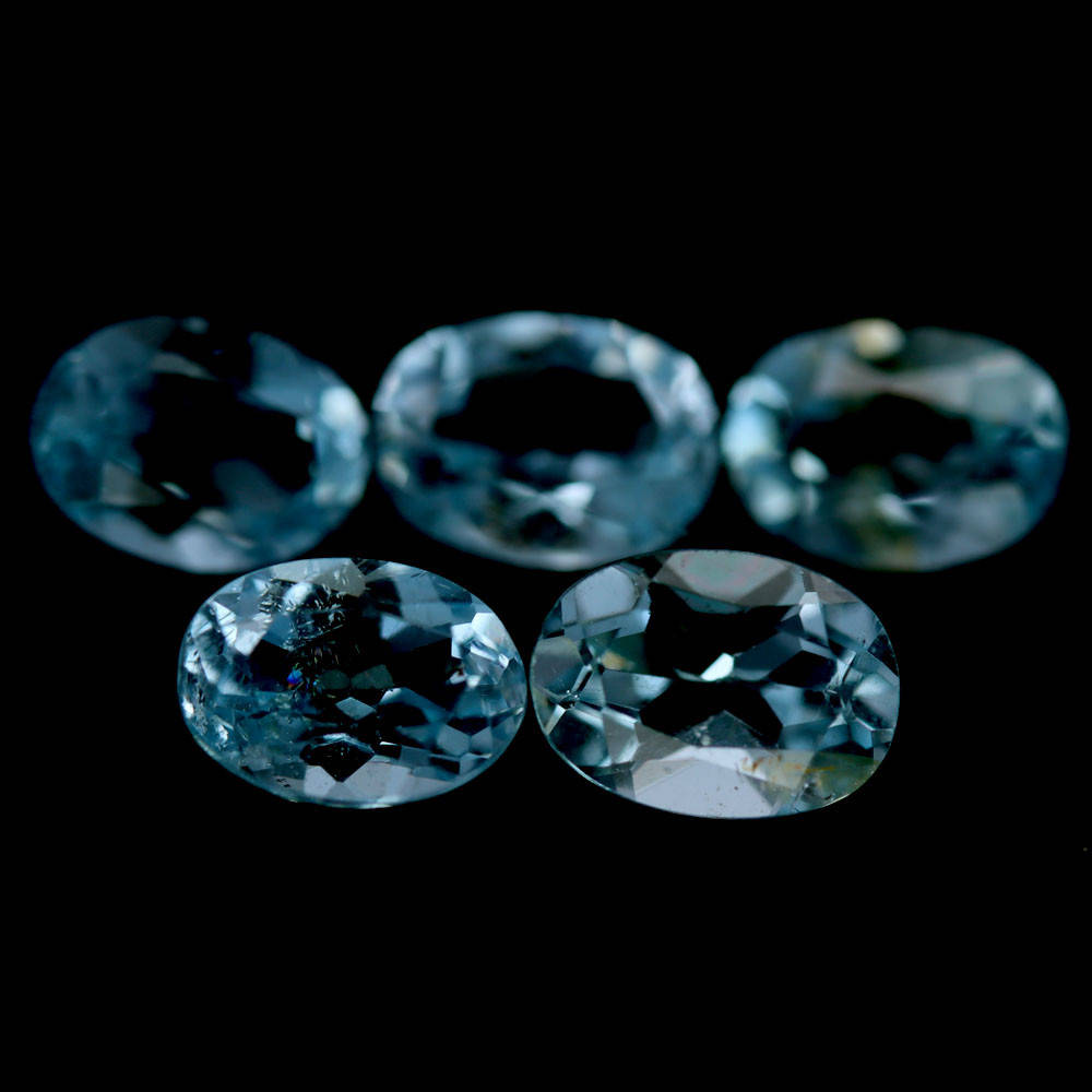 

Натуральный голубой Топаз овал 7.1х5.1мм 1.03ct
