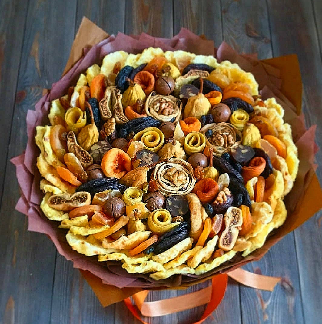 

Мужской букет из сухофруктов/Вкусный подарок из сухофруктов