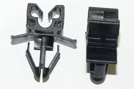 

Клипса держателя капота / крепление трубок / электропроводки OEM: A000547315