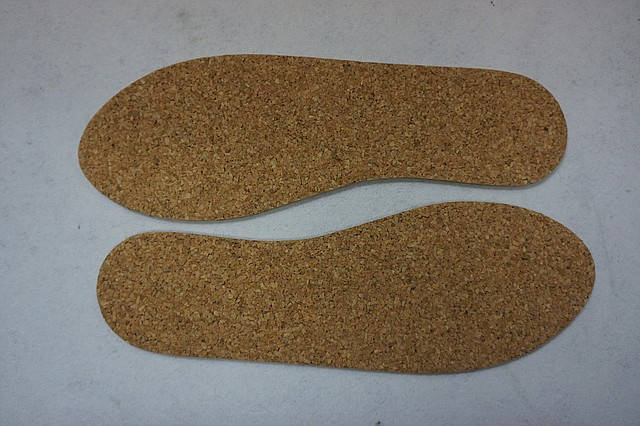 

Стелька пробка-корк под приклейку в упаковке р.34