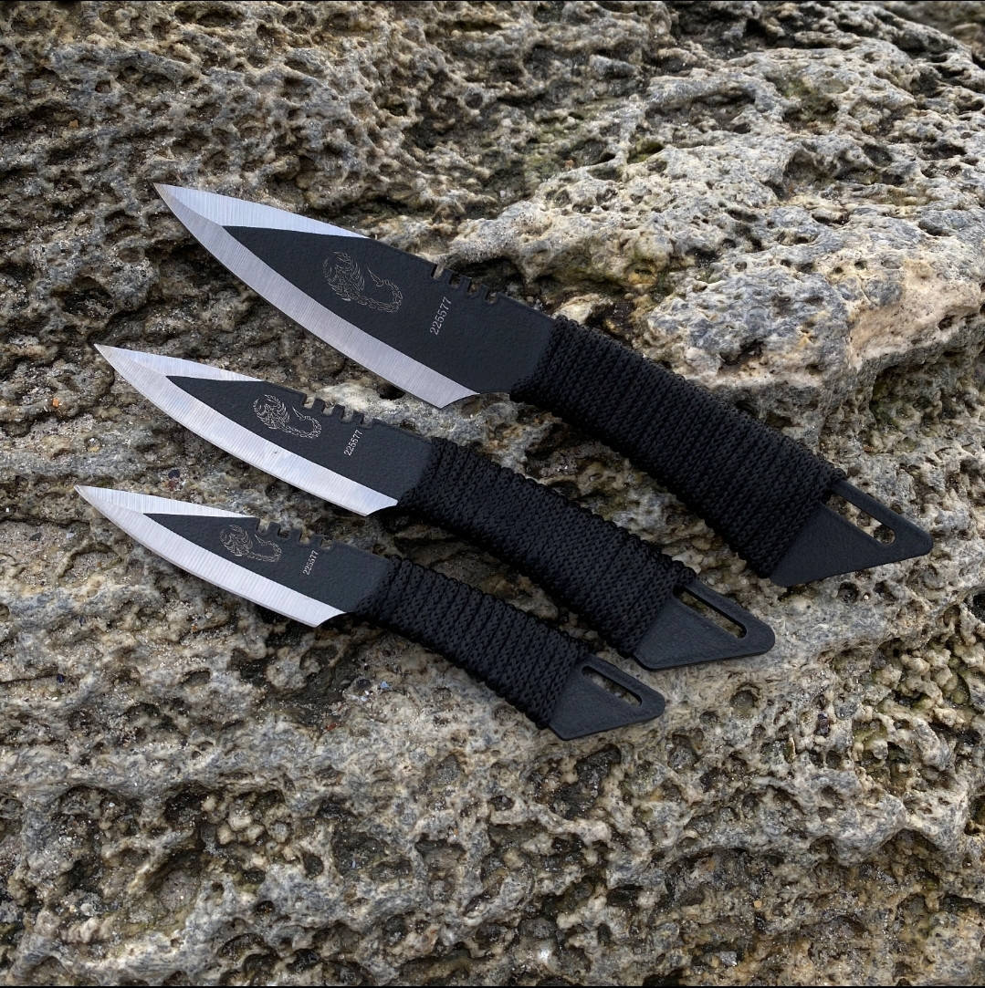 

Набор метательных ножей