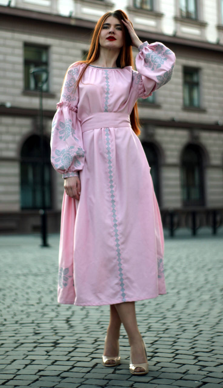 

Вышитое платье "Аирис" PJ-0008, Розовый