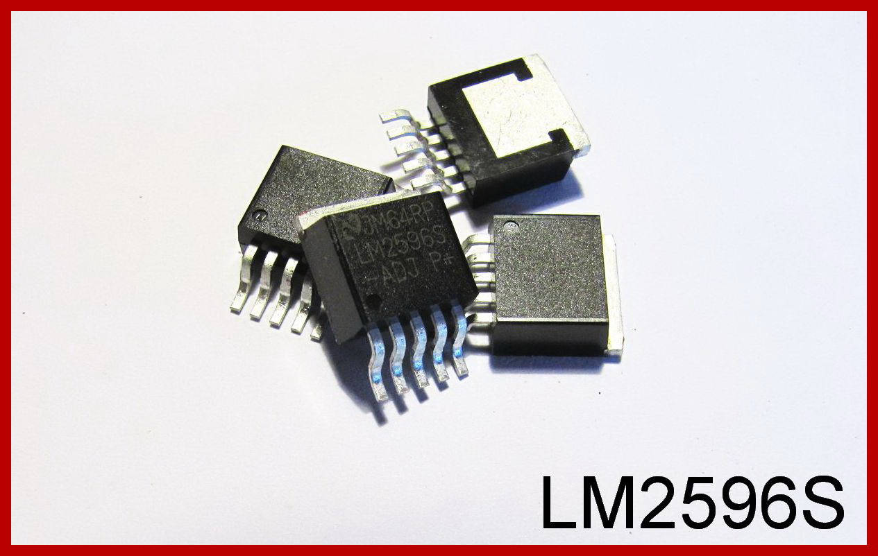 

LM2596S-ADJ понижающий импульсный стабилизатор.