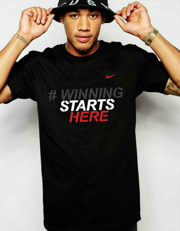 

Футболка Nike