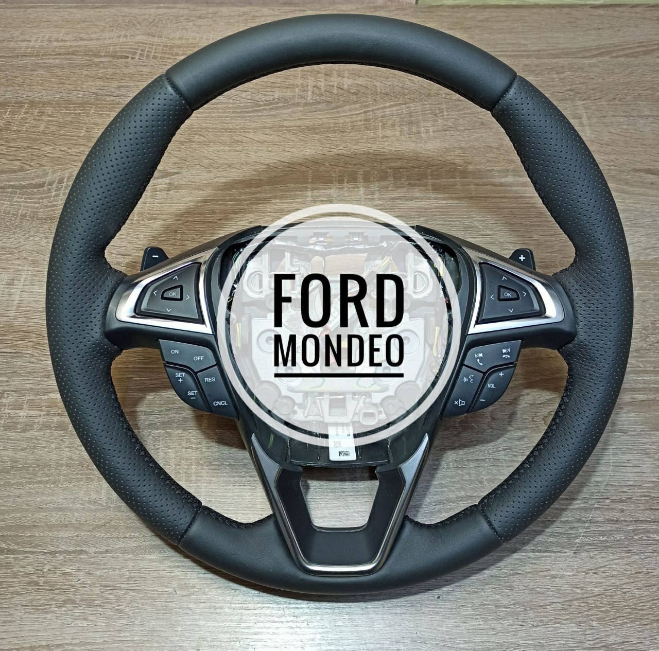 

Чехол- оплетка из натуральной кожи на руль Ford Mondeo/ Fusion, Черный