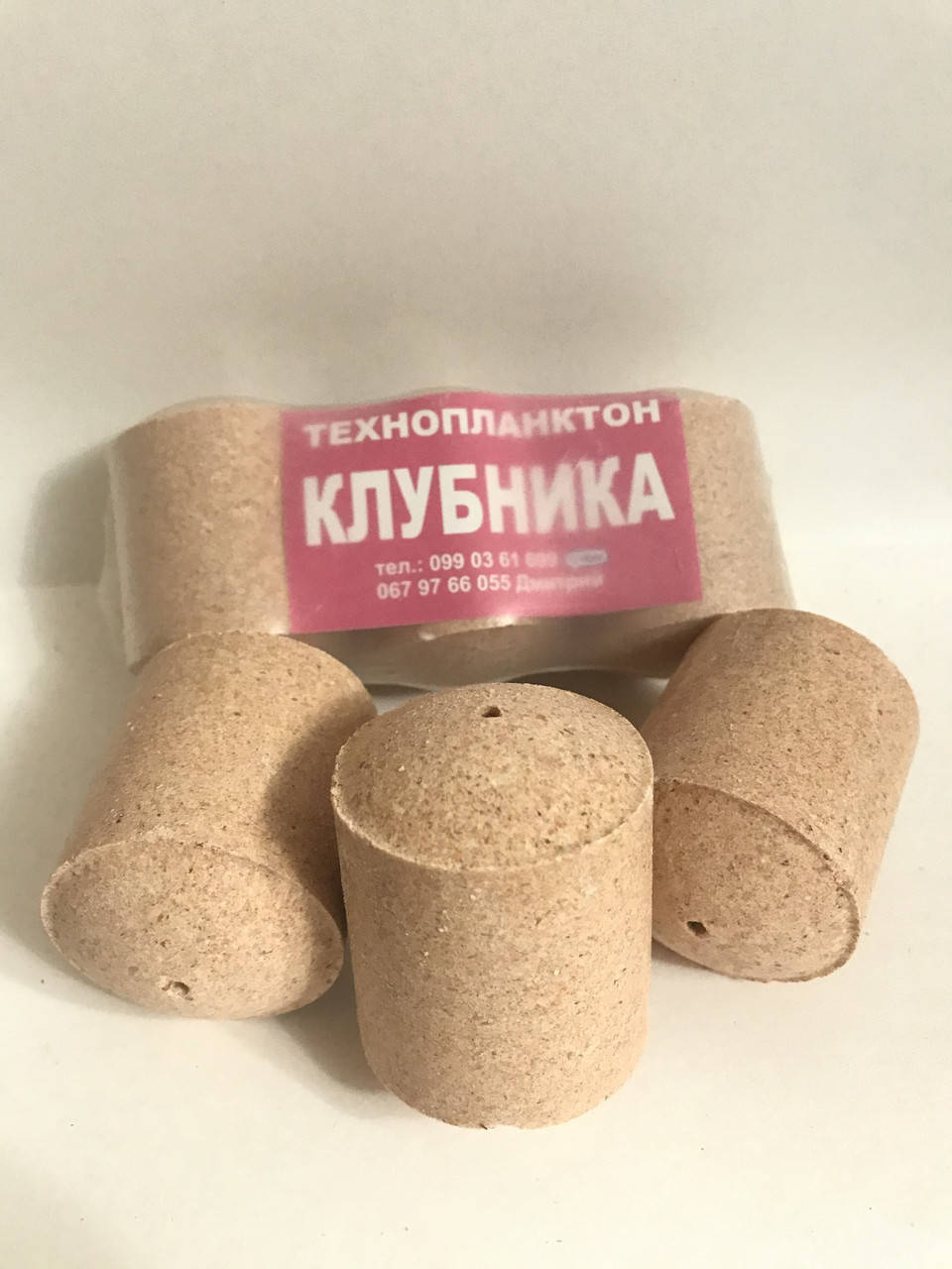 

Приманка для ловли толстолоба Технопланктон КЛУБНИКА 70гр (3 шт.)