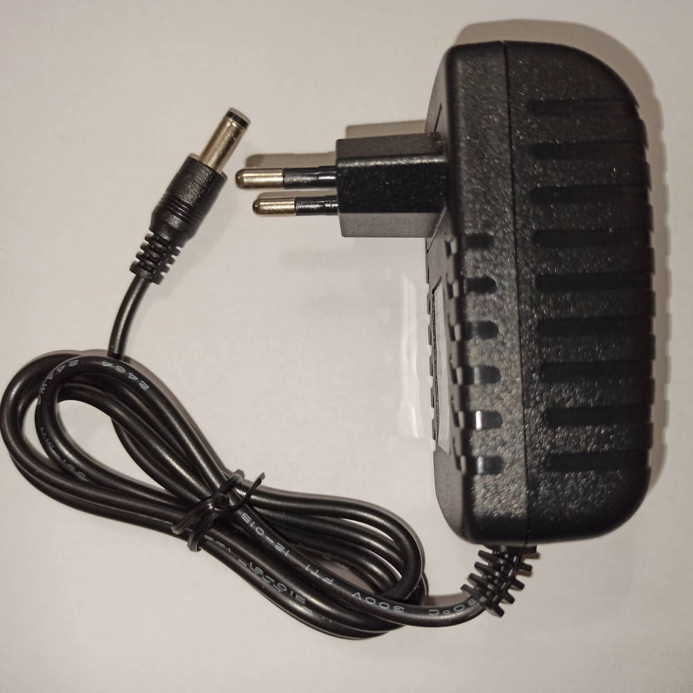 

Блок питания (Адаптер) 12В 2А (24Вт) Премиум