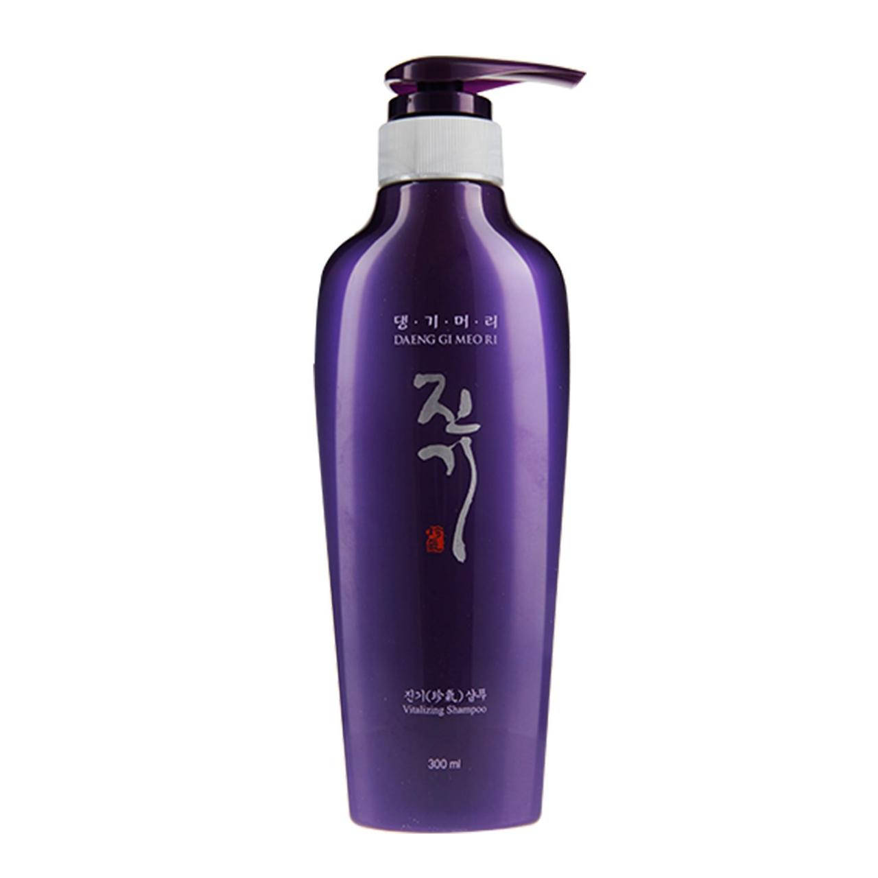 

ХИТ Регенерирующий шампунь Daeng Gi Meo Ri Vitalizing Shampoo 300 ml