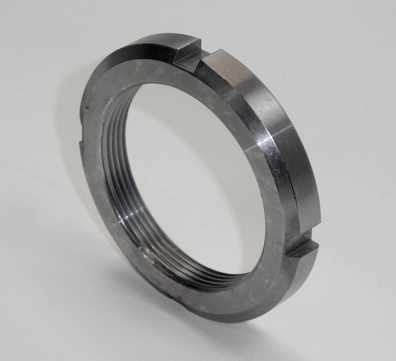 

Гайка круглая шлицевая М18 DIN 981, ГОСТ 11871-88