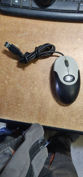 

Брендовая оптическая мышь Genius NetScroll 110 USB № 213003