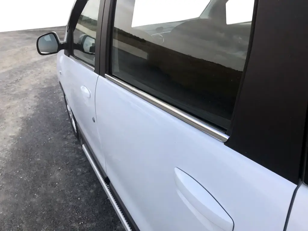 

Renault Lodgy Окантовка вікон Carmos TMR Накладки на двери Рено Лоджи