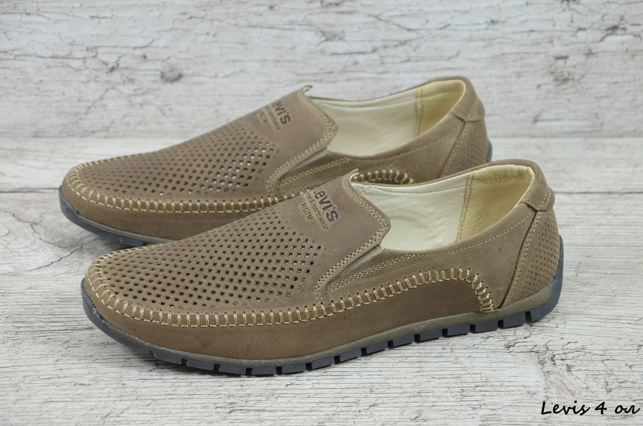 

Мужские кожаные мокасины Levis (Перфорация) Код: Levis 4 ол Сезон: весна/лето Размеры: 40,41,42,43,44,45