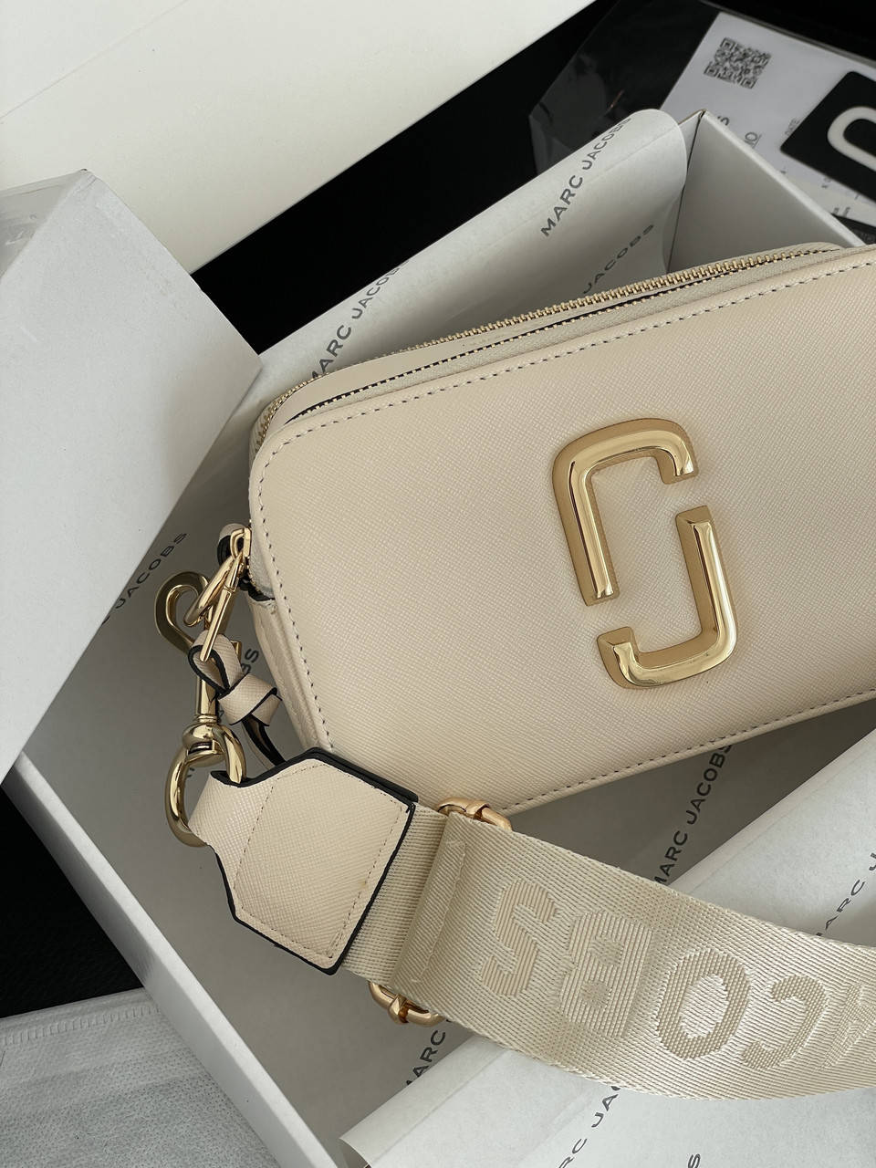 

Сумка Женская Marc Jacobs Snapshot White Gold Бежевого Цвета, Бежевый