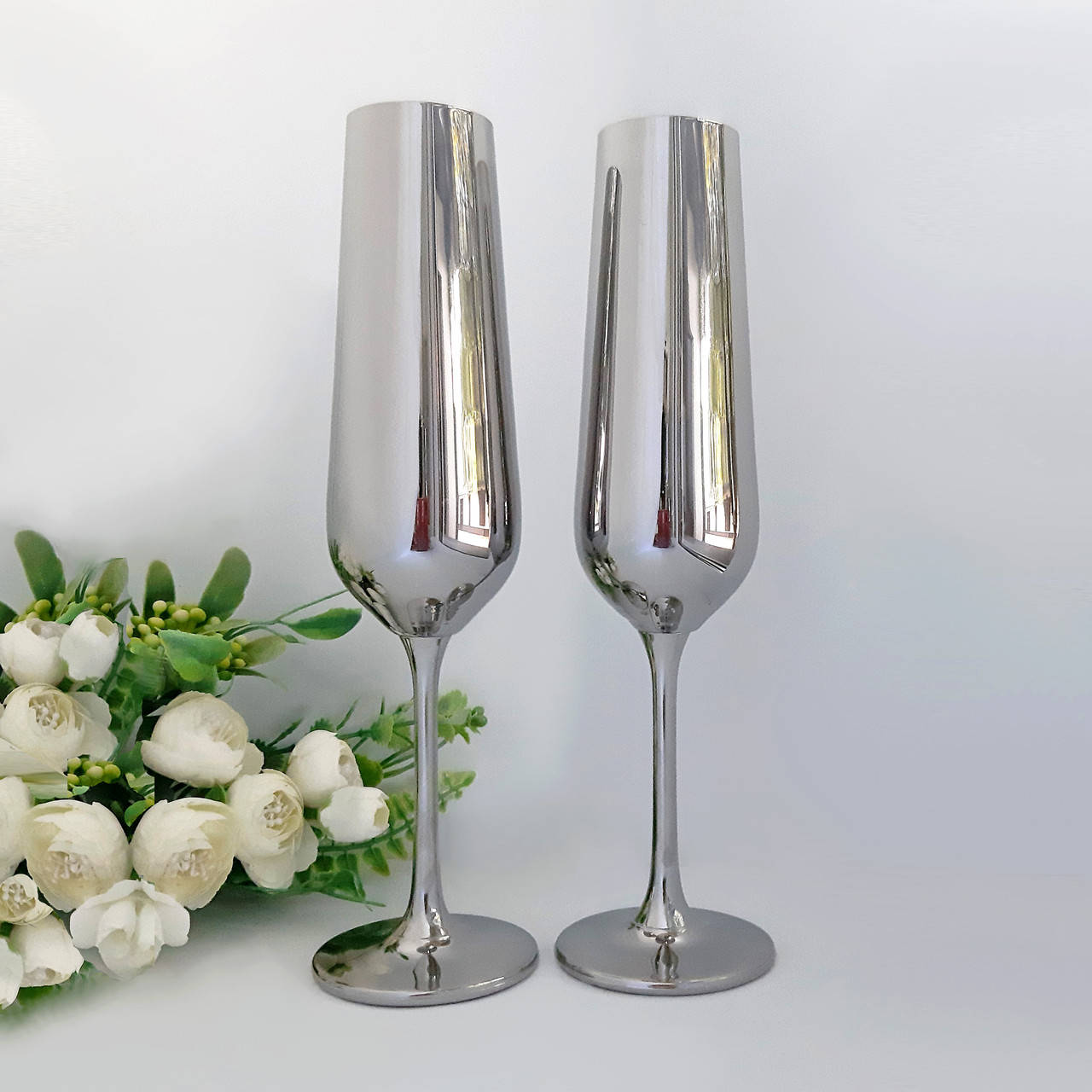 

Свадебные бокалы Bohemia Strix 200 мл хром