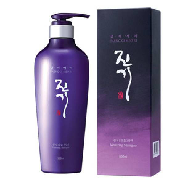 

Регенерирующий шампунь Daeng Gi Meo Ri Vitalizing Shampoo 500 мл