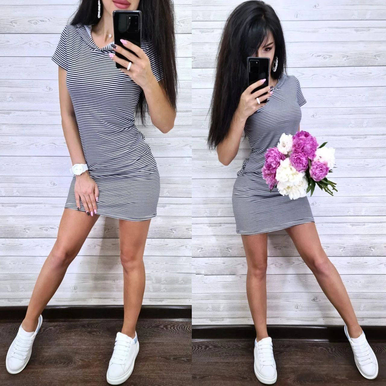 

Платье короткое летнее с капюшоном и карманами