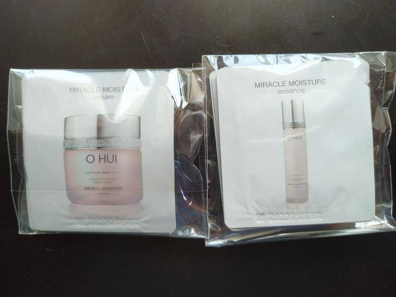 

Увлажняющая линия для лица от OHUI Miracle Moisture Cream, Essence