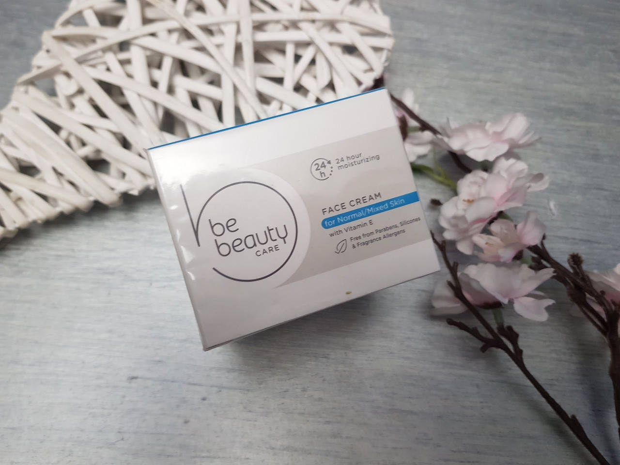 

Крем для лица Глубокое увлажнение 24 часа Be Beauty care с витамином Е 50 мл
