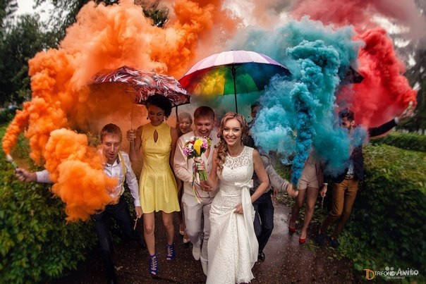 

Дым на свадьбу, на фотосессию, 8 ярких цветов, 30 сек