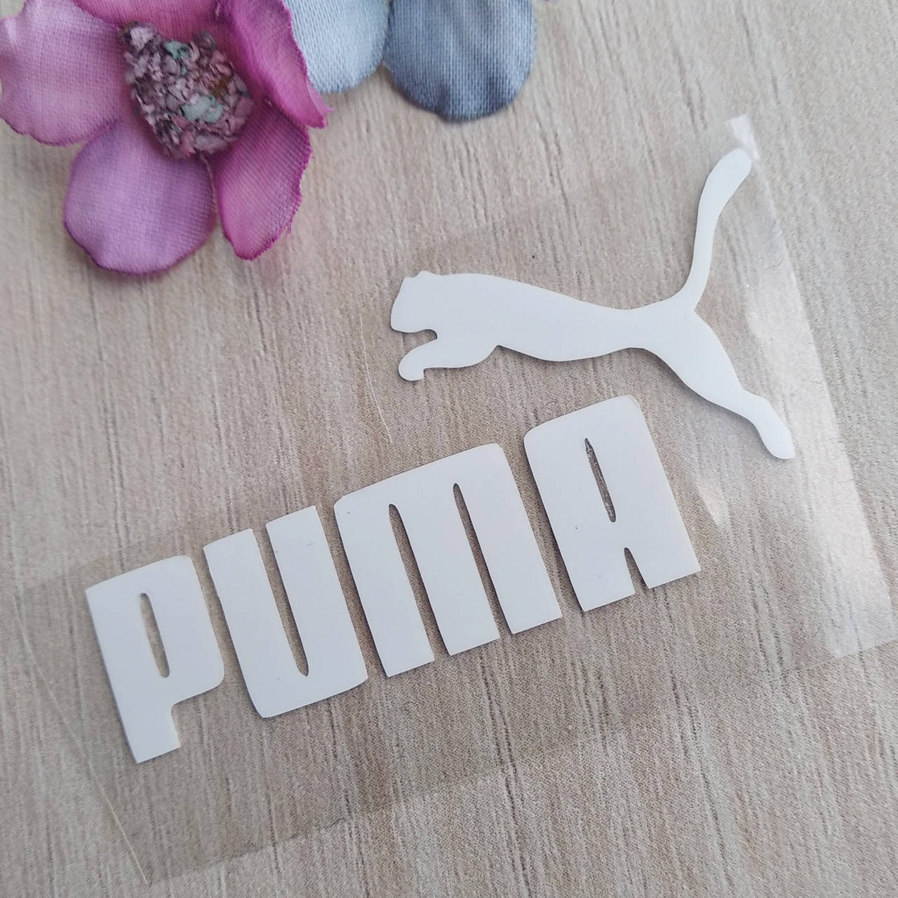 

Термотрансфер логотип PUMA