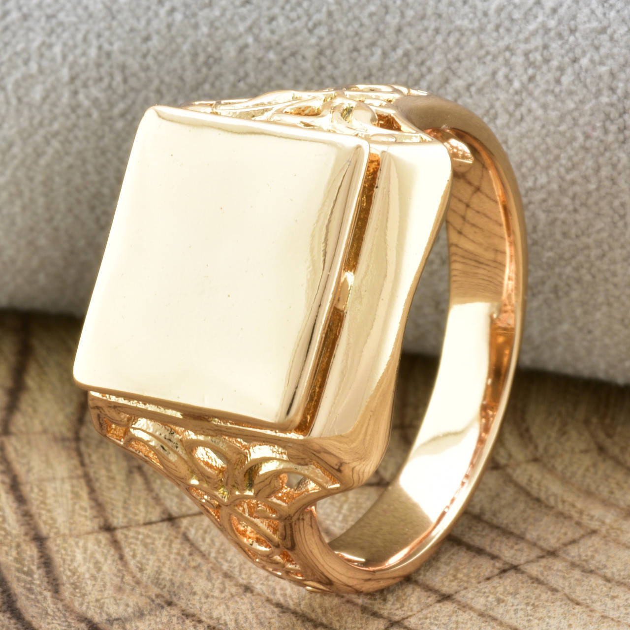 

Печатка Xuping Самсона 11922 ширина 12 мм позолота 18К размер 22