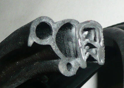 

Уплотнитель двери Таврия БРТ