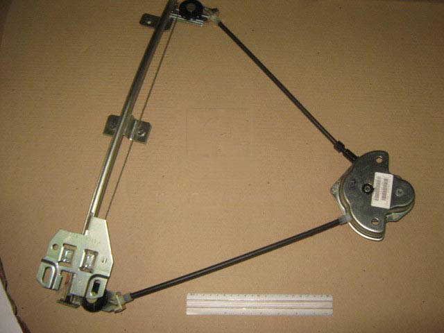 

Стеклоподъемник ВАЗ 2108, 2113 передний правый (ОАТ-ДААЗ). 21080-610401000