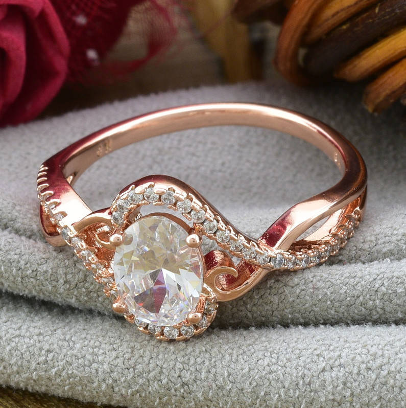 

Кольцо Xuping 15078 ширина 11 мм белые фианиты позолота РО размер 18