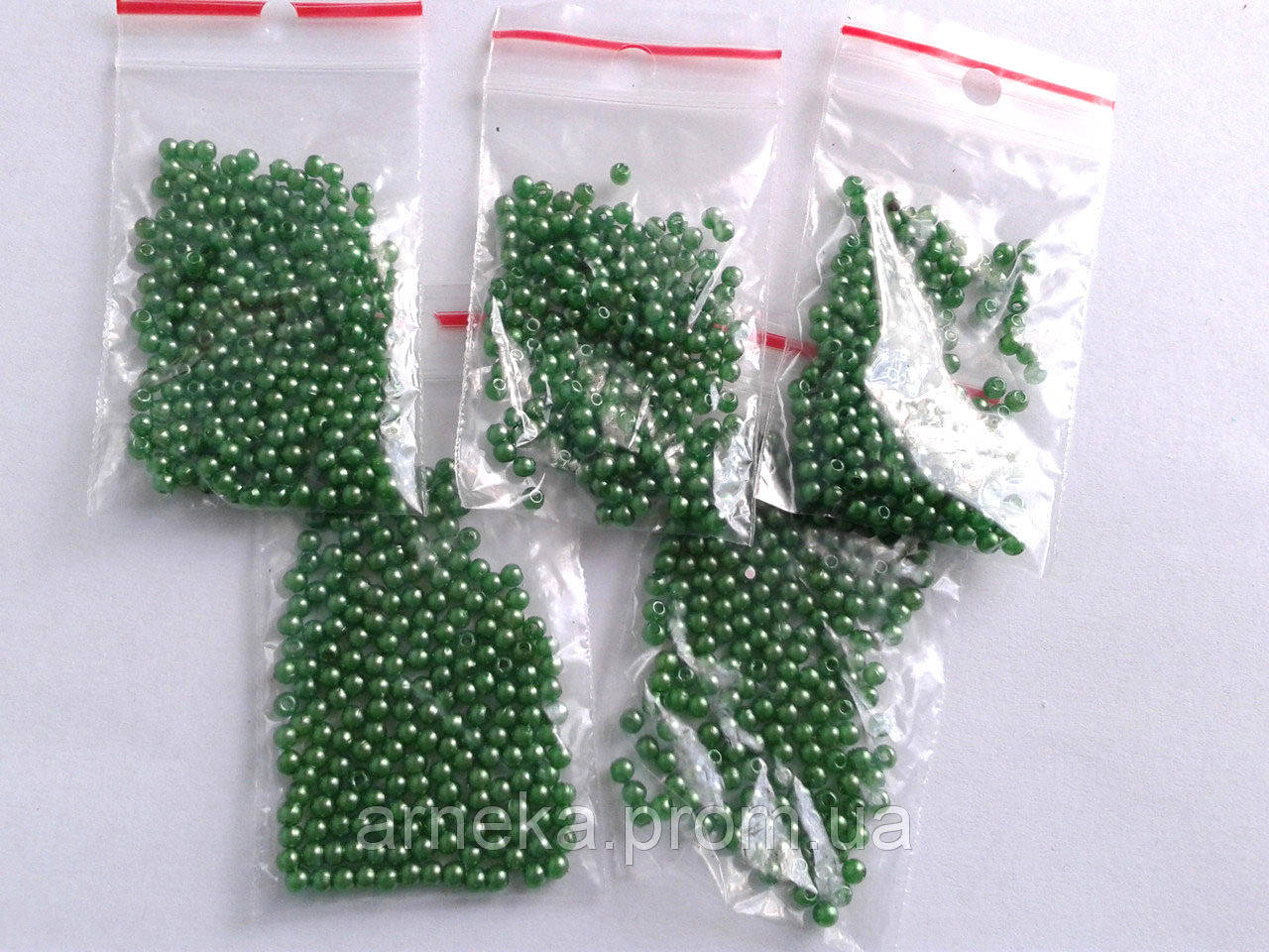 

Бусина 0,3 см. 200 шт. Зеленые