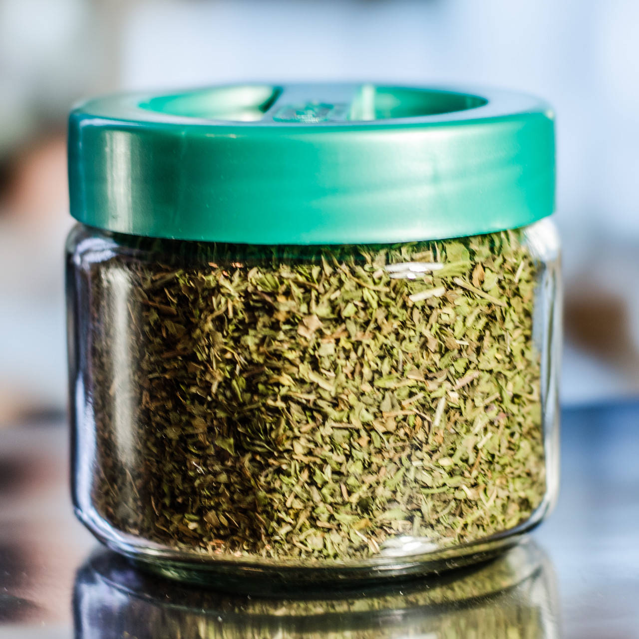 

Орегано 85 грамм (баночка с ложкой)