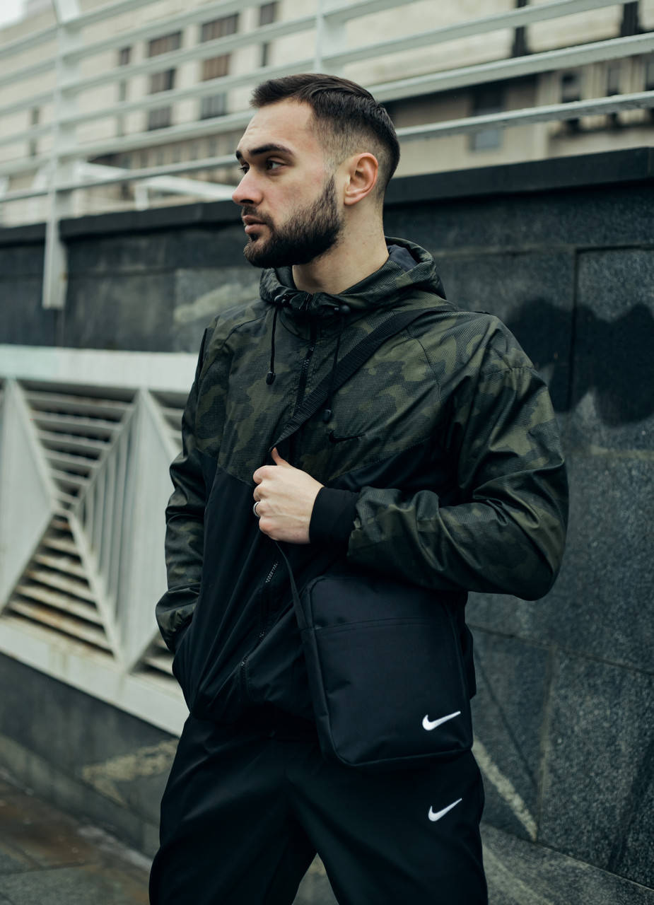 

Ветровка мужская Nike Windrunner Jacket зеленый камуфляж Черная найк осенняя весенняя