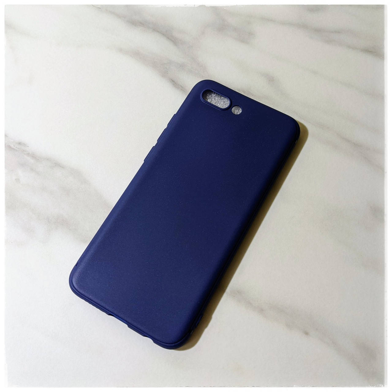 

Тонкий матовый чехол бампер типа "cafele" для Honor 10, Черный