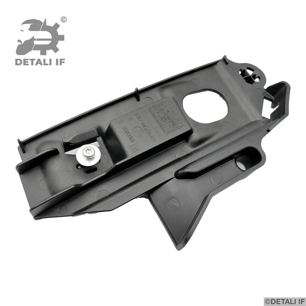 

Направляющая переднего бампера Corsa C Opel 1406189 13120852 левая