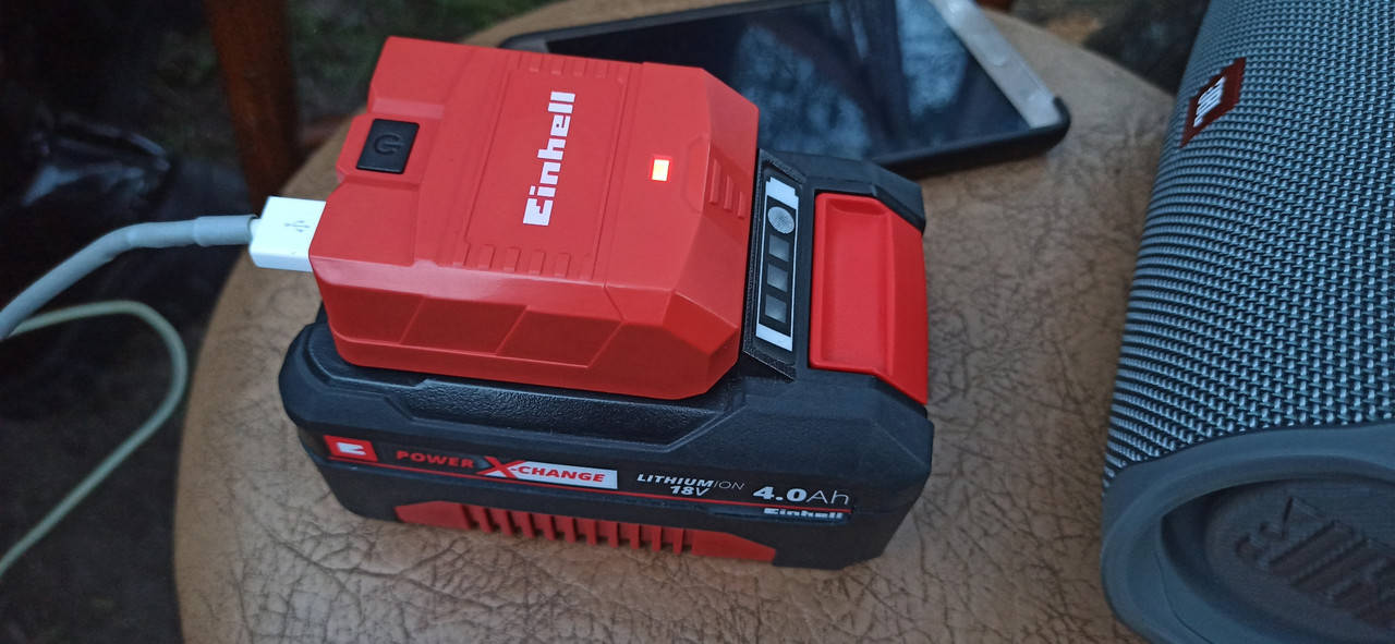 

Зарядное устройство Einhell TE-CP 18 Li USB-Solo 4514120