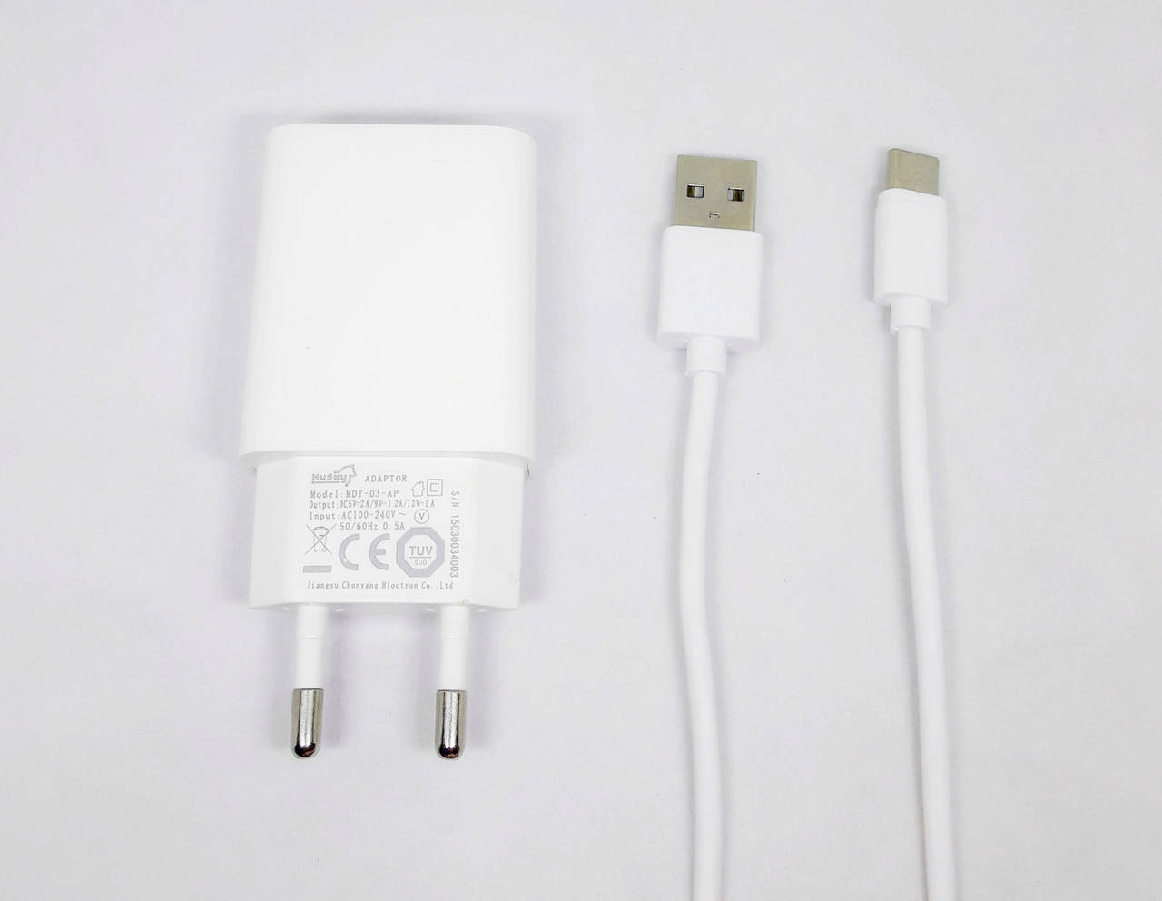 

Быстрая зарядка Haskty для телефона. Qualcomm Quick Charge 3.0 с кабелем Type-C, Белый